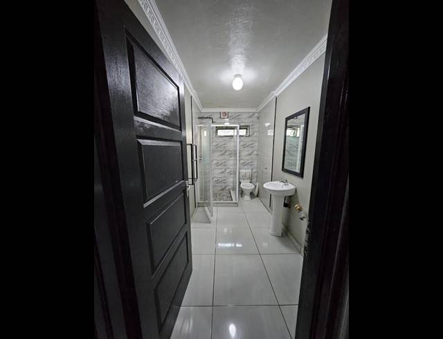 2 BEDROOM PROPERTY TO RENT IN DURBAN NORTH